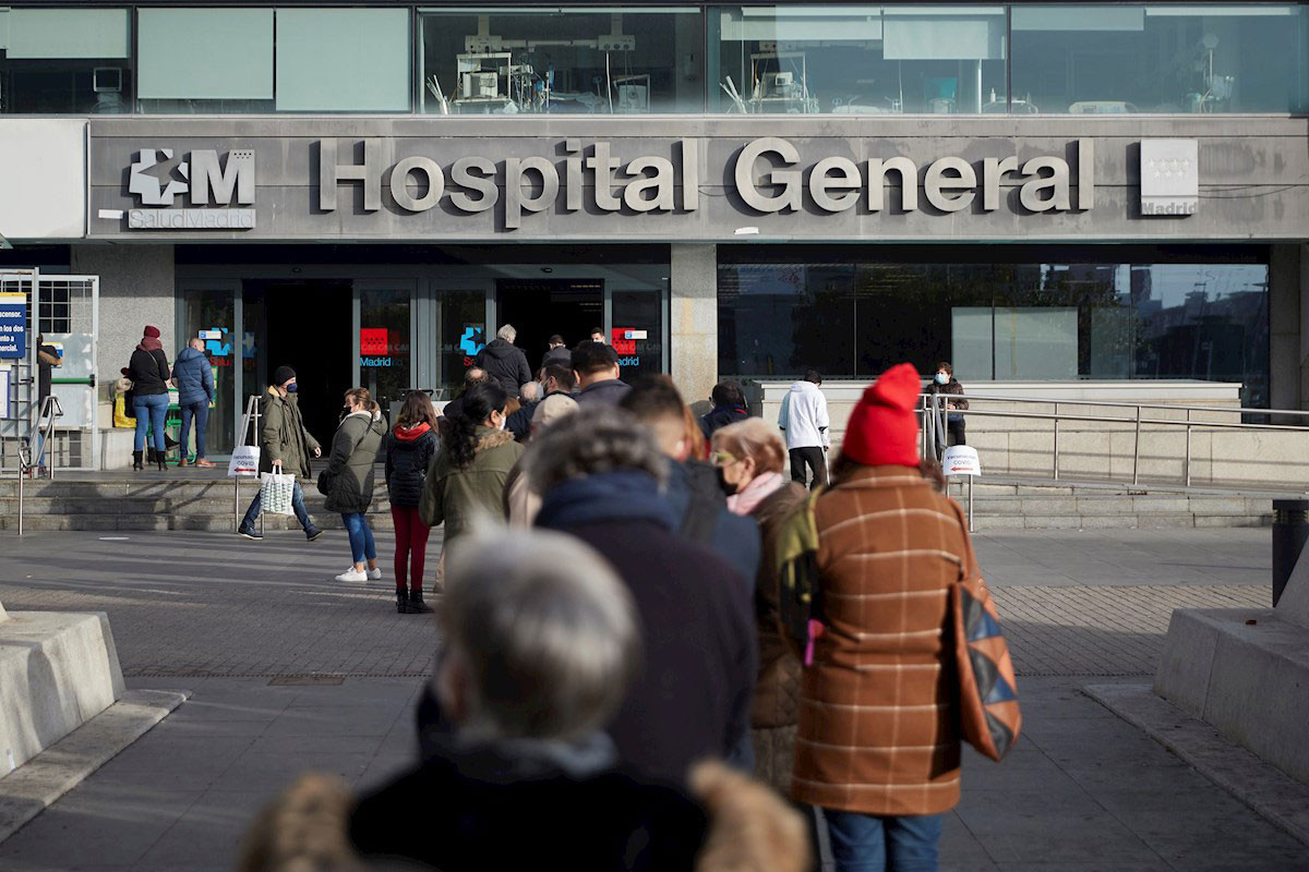 Los primeros casos de niños detectados en España se ingresaron en el Hospital La Paz, de Madrid.